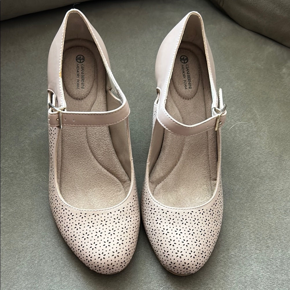 Jane and the Shoe Pink Heels with Feminine Design